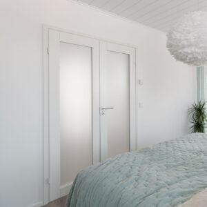 Swedoor pariovi unique 504 satiini lasit valkoinen