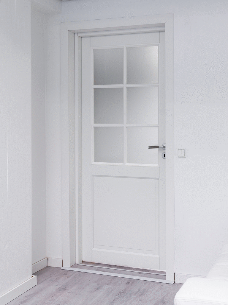 kevytpeiliovi swedoor väliovi style 2 valkoinen lasilla